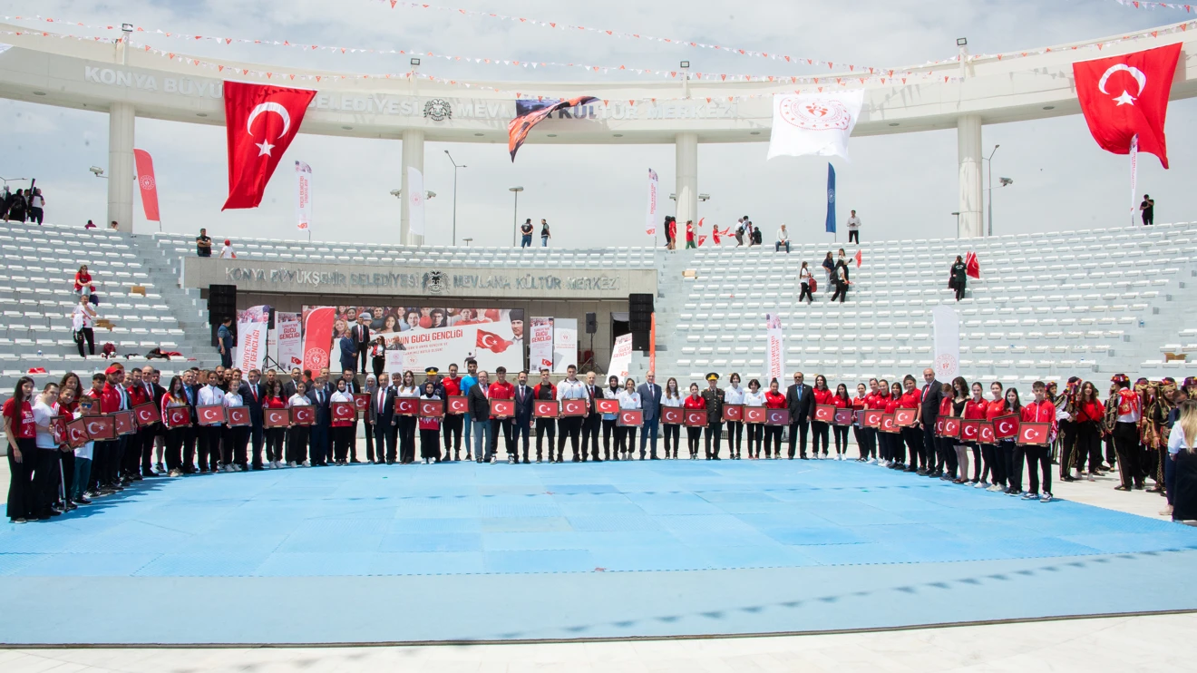 SÜHOT gösterileri, 19 Mayıs kutlamalarında büyük beğeni aldı